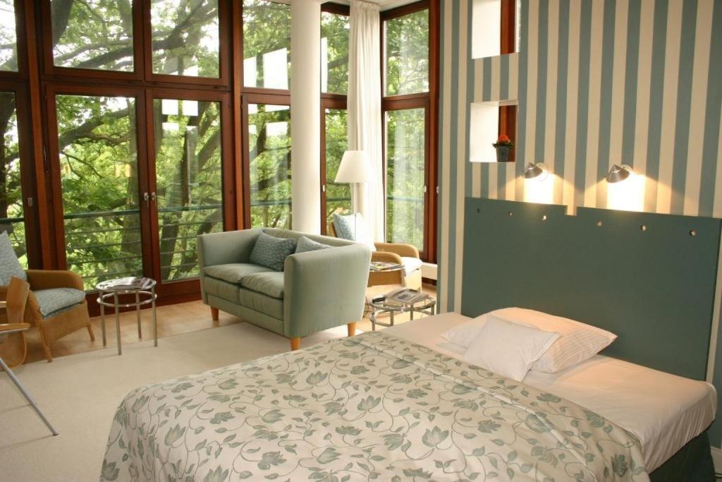 Privathotel Lindtner Hamburg Kültér fotó A bedroom