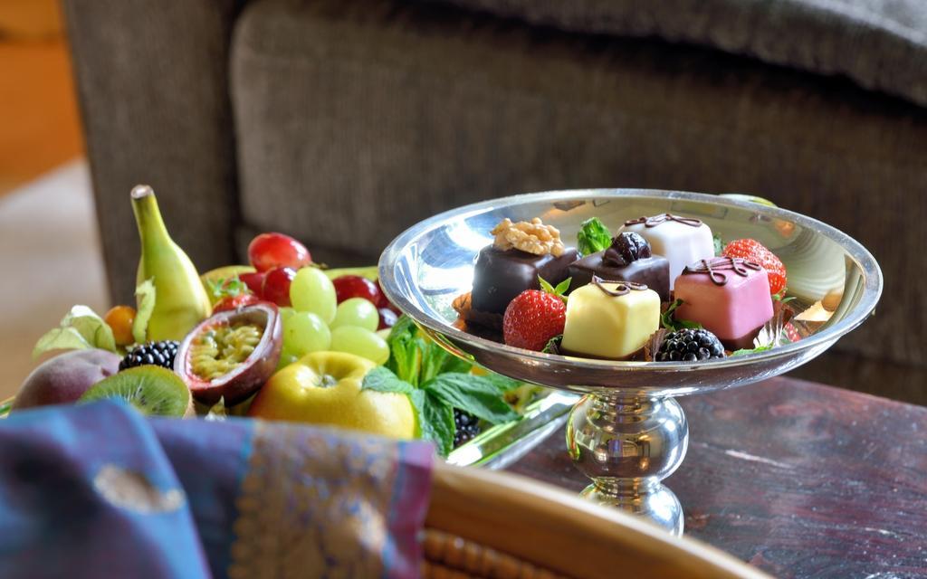 Privathotel Lindtner Hamburg Kültér fotó Fruit and chocolate