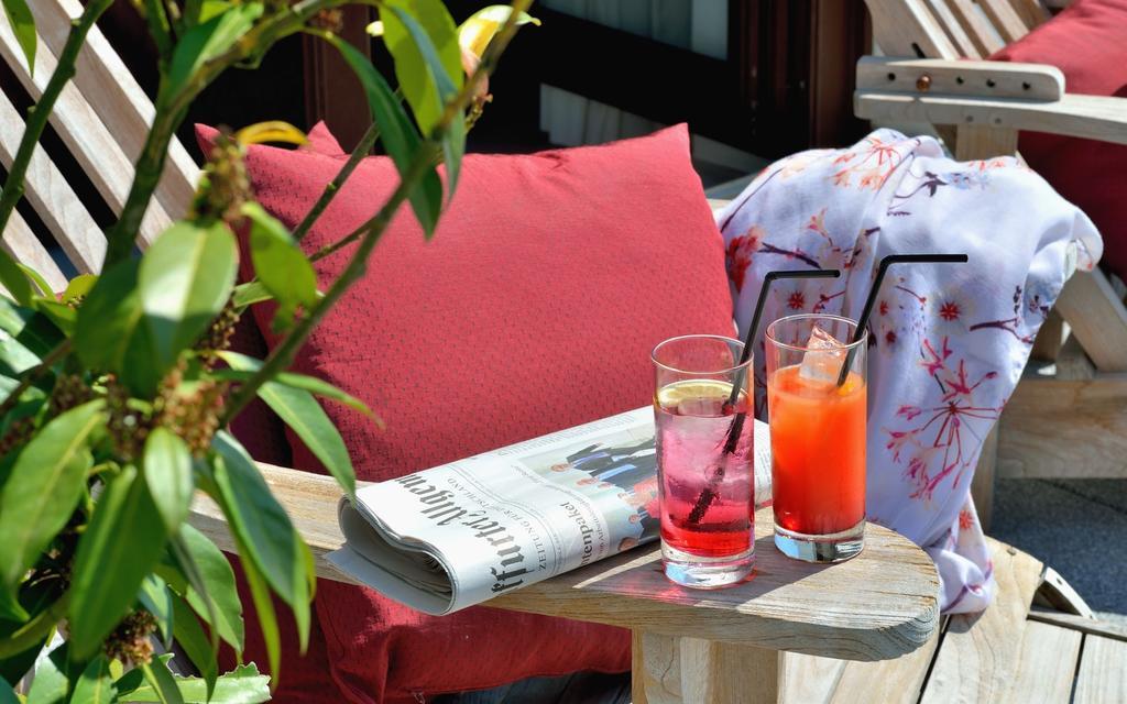 Privathotel Lindtner Hamburg Kültér fotó A Bellini (right)